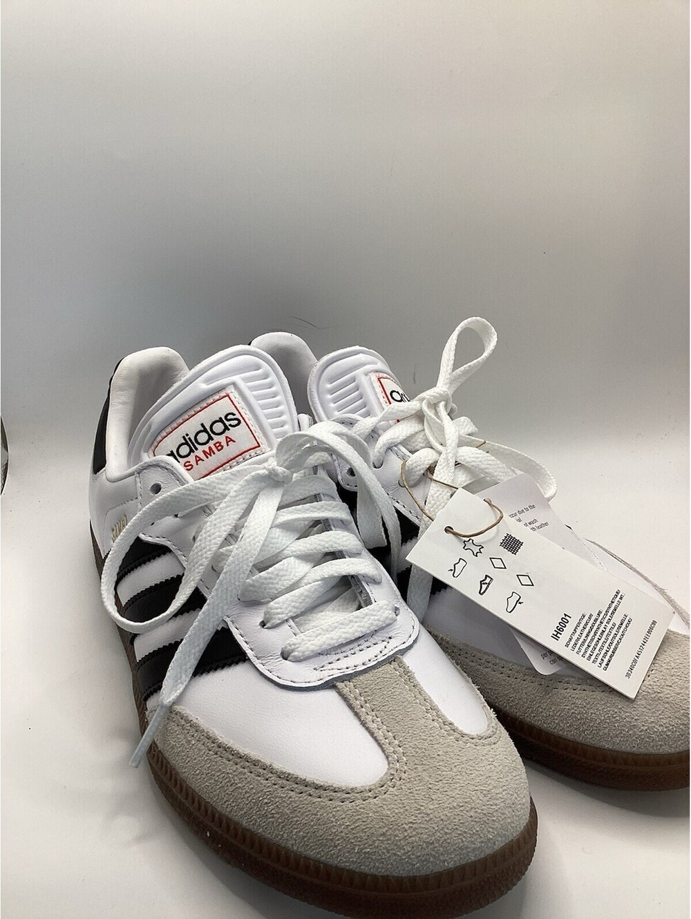 NWT adidas Samba White/Black Gum Soles Women’s 8/Men’s 7